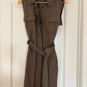 Chelsea28 Olive Green Midi Dress